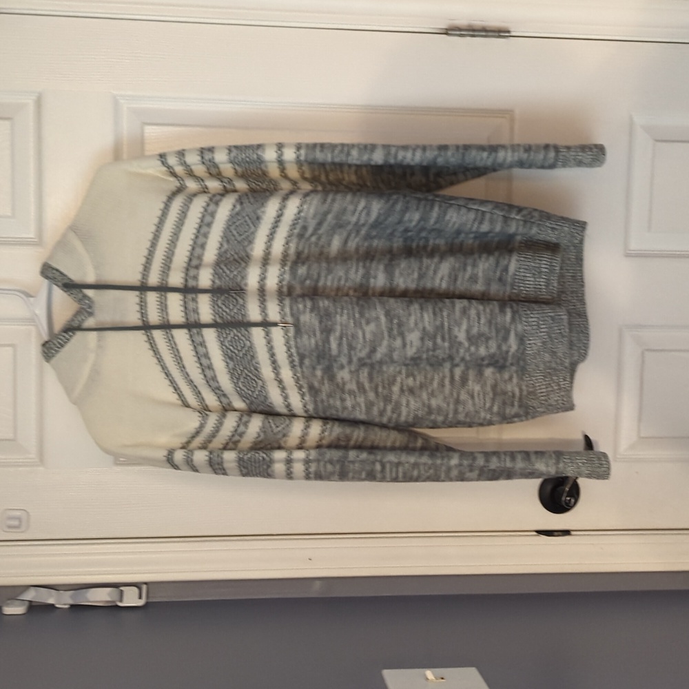 Hooded sweater/hoodie